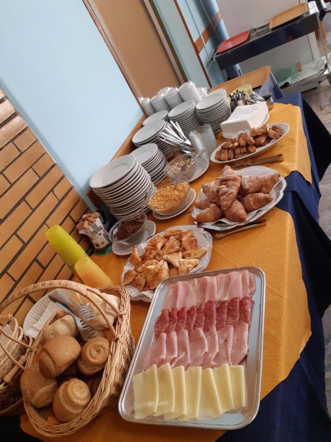 Hotel Bellevue Cesenatico Luaran gambar