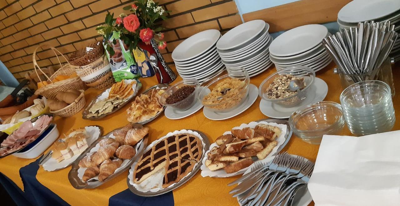 Hotel Bellevue Cesenatico Luaran gambar