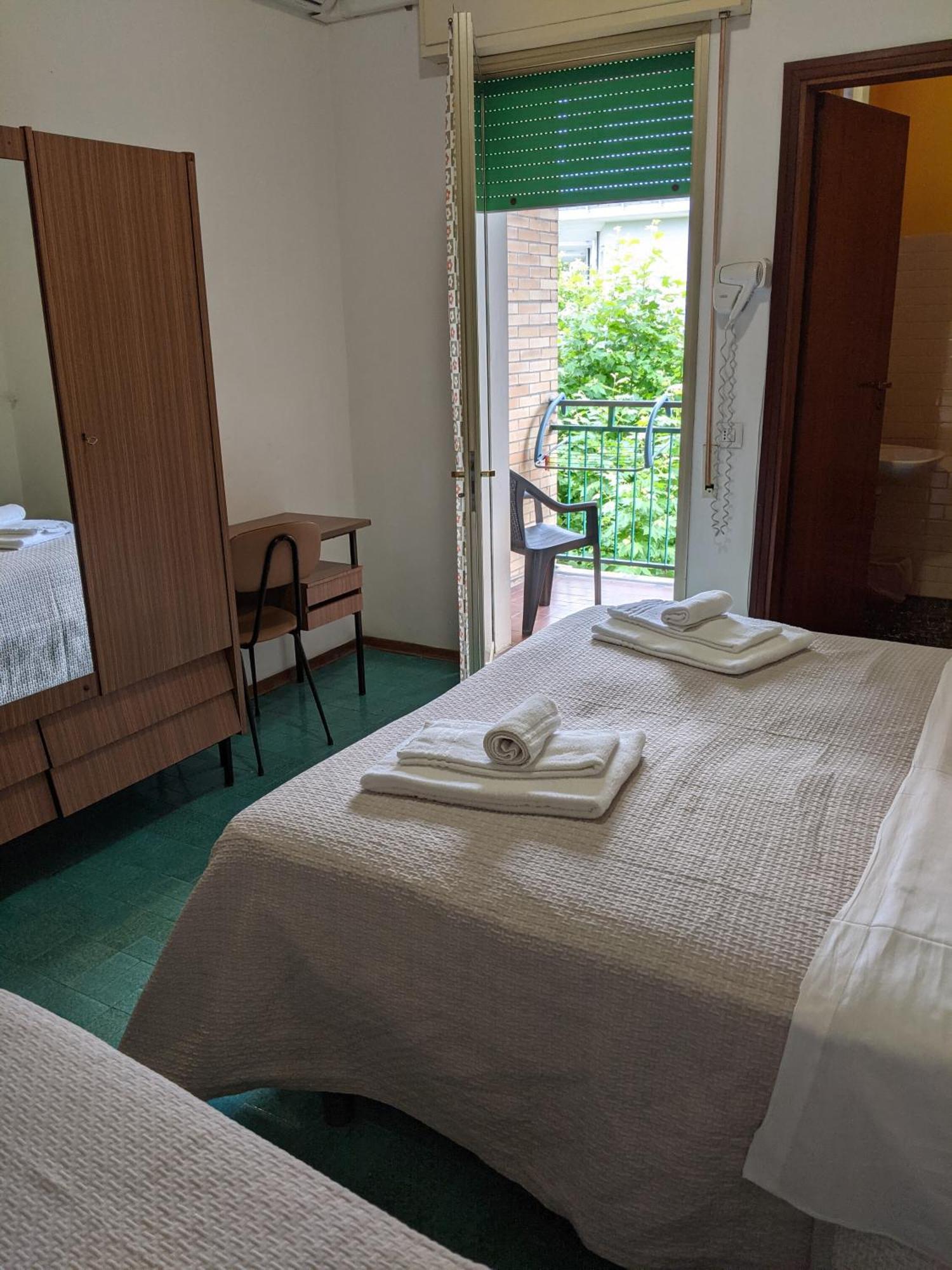 Hotel Bellevue Cesenatico Luaran gambar