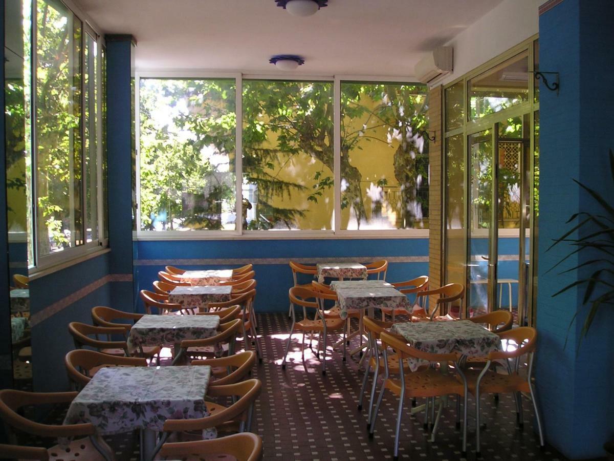 Hotel Bellevue Cesenatico Luaran gambar